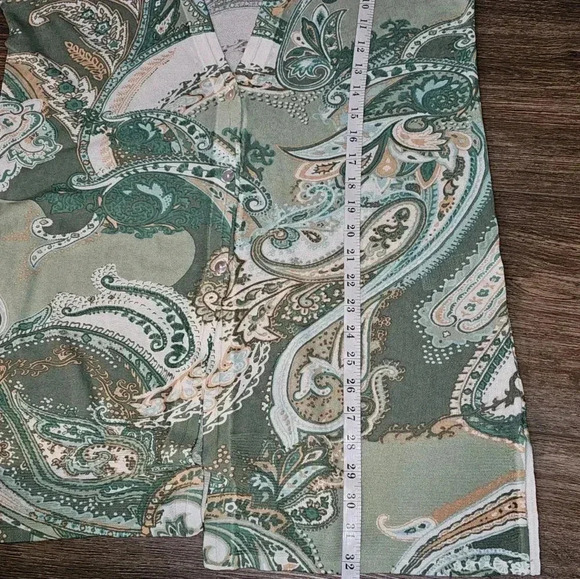 Chicos The Everyday Cardigan Paisley Button Down Long Sleeve SZ 1(M) - Picture 9 of 11